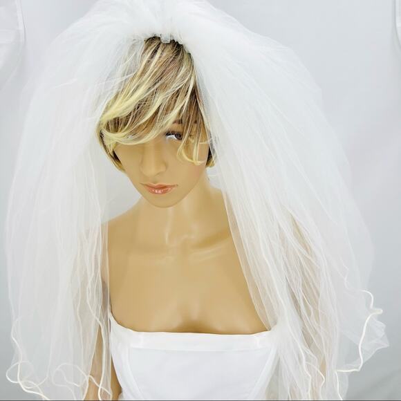 Handmade Strapless White Gown - Picture 4 of 15